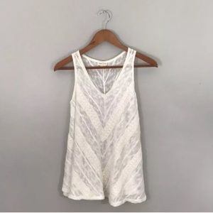 EUC Meadow Rue crochet tank, size small